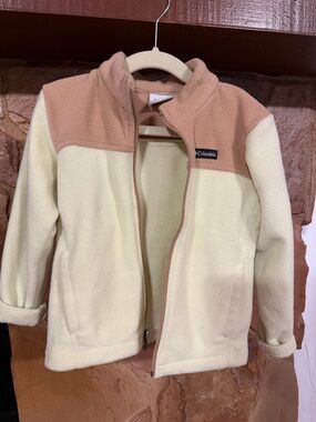 Girls 3t Columbia Cream and Yellow Two-Tone Fleece Jacket